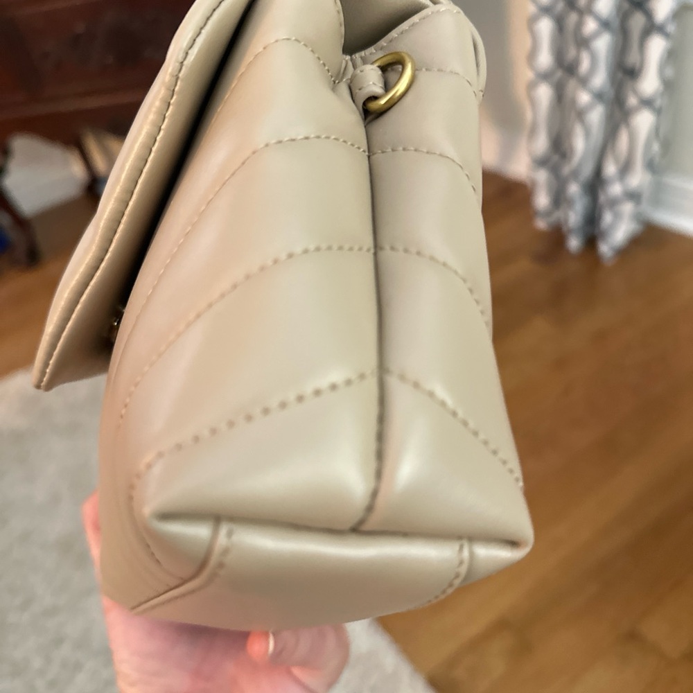 ❌SOLD❌Yves Saint Laurent Taupe Quilted TOY Lou - Picture 6 of 6